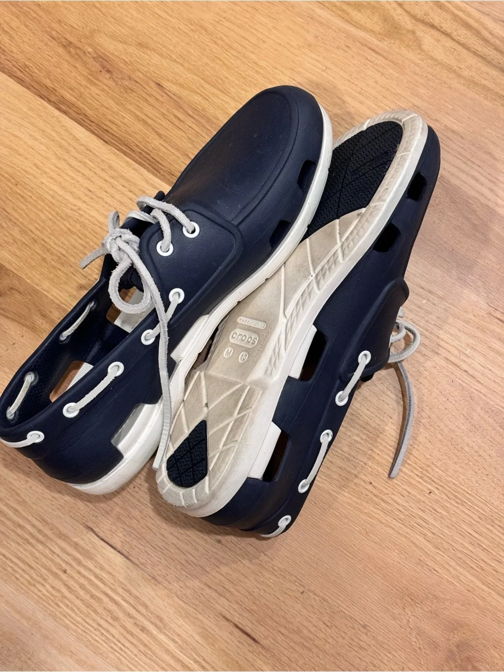 CROCS Men’s Navy and White Boat Shoe Size M10